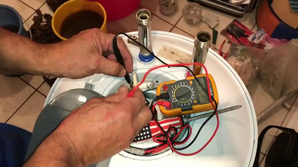 Ремонт водонагревателей Electrolux в Чусовой — выгодная цена от 2403 руб., Мастер24