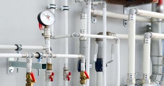 Замена труб водоснабжения в квартире в Чусовой – цена от 4702 руб., Мастер24